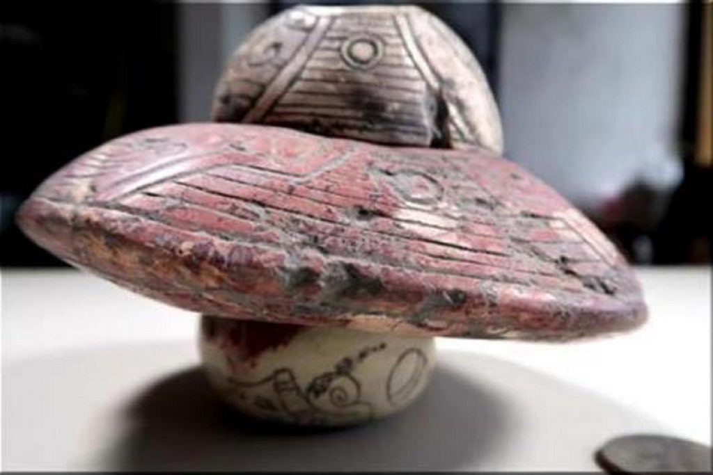 discovered Mayan artifacts, clay and stone disc UFO and plaques recognized ...